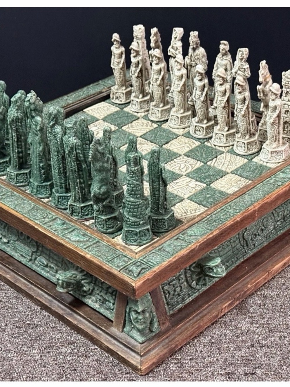 Aztec Mayan Dragon Chess